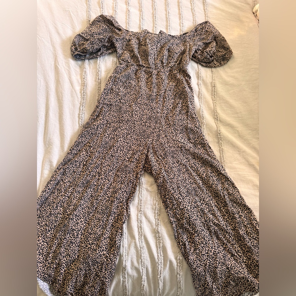 Miami Off the Shoulder Cheetah Print Open Back Jumpsuit Size M